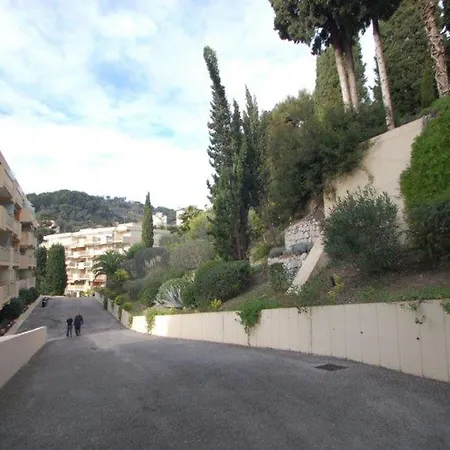 Apartment Grand Calme Avec Parking Prive *